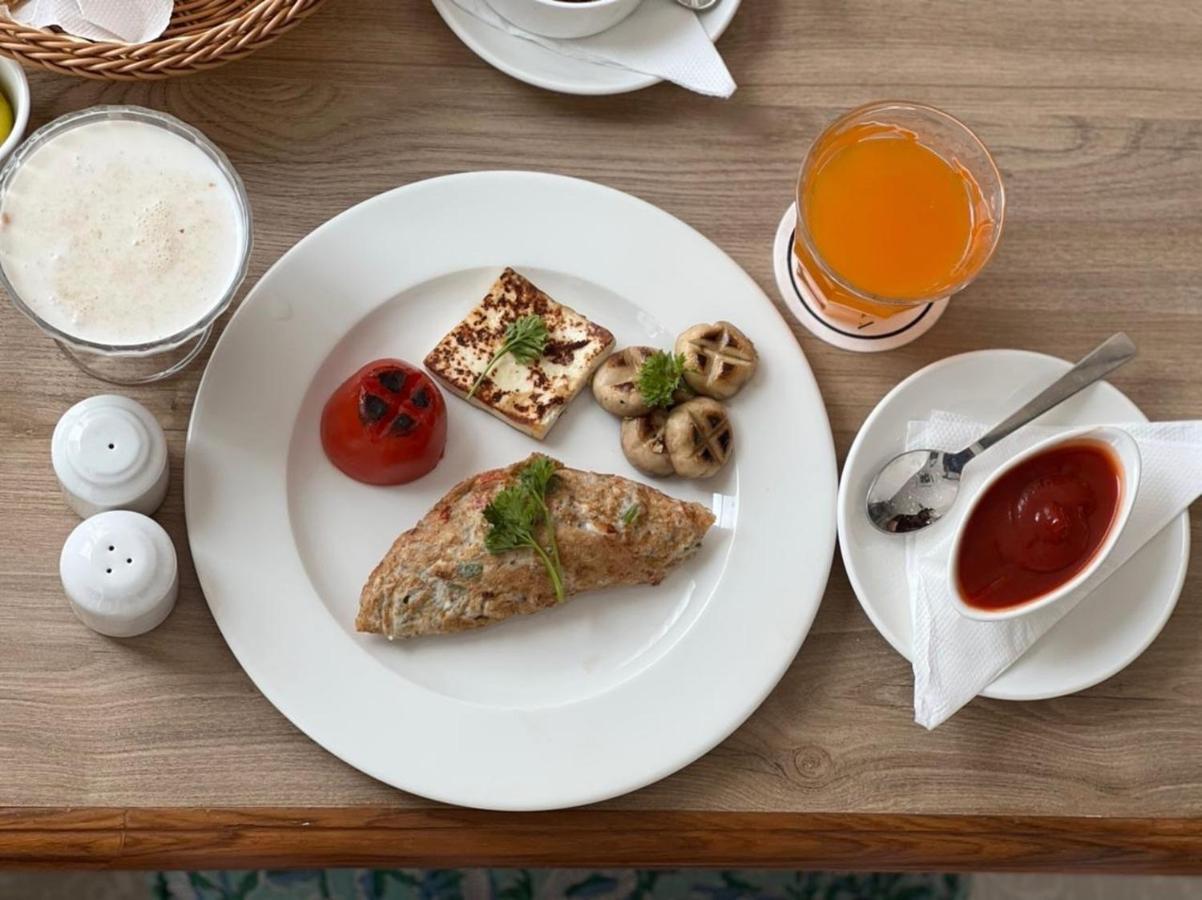 Hotel Terrakotta Rishīkesh Zewnętrze zdjęcie